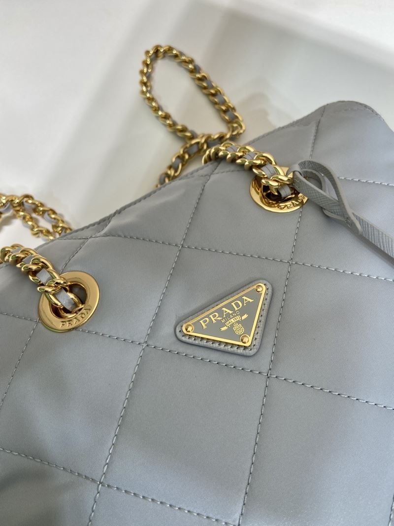 Pra*a tote bags